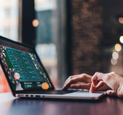 Break Free from Boring Slots with Pussy888 APK