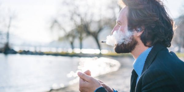 Shop from an Online Smoke Shop with Fast USA Shipping